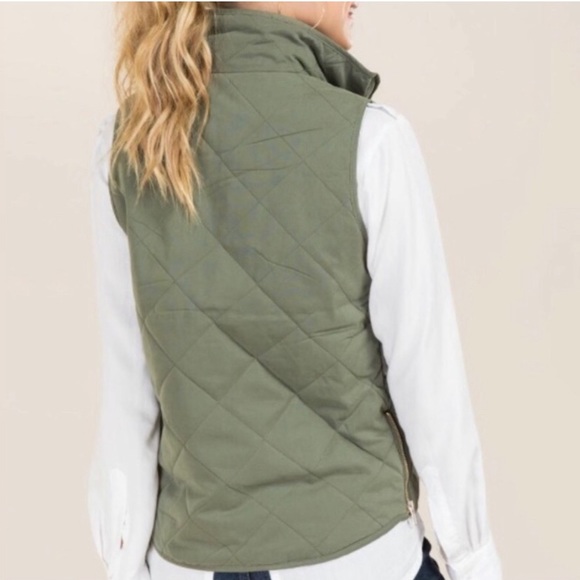 Miami Olive Green Puffer Vest Size Medium - Picture 2 of 5